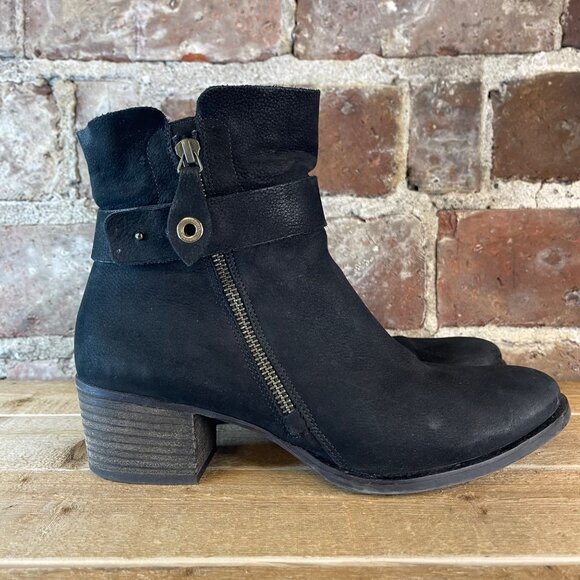 Paul Green Dallas Distressed Black Nubuck Ankle Bootie Size 8 - Picture 2 of 9